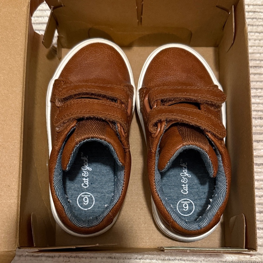 Cat & Jack Brown Kids Sneakers